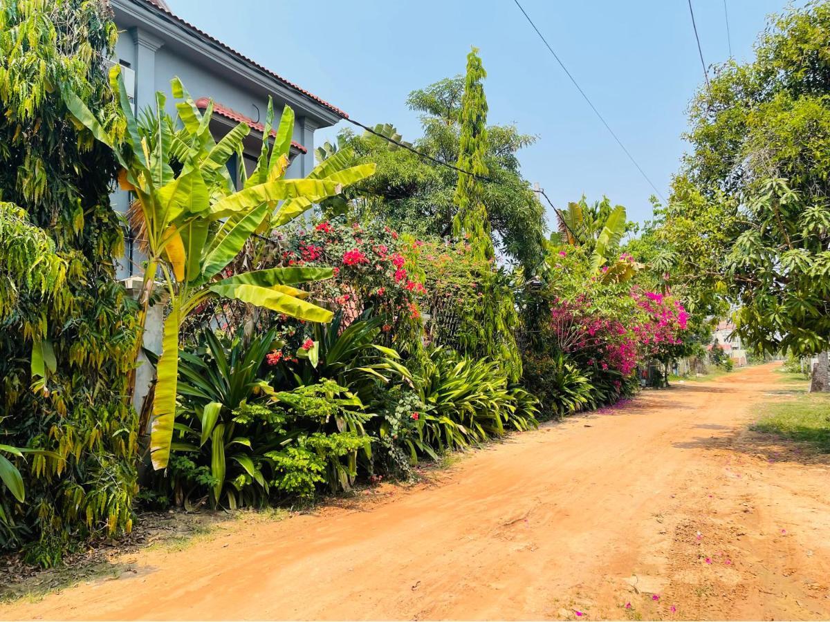 The Gallery Villa Siem Reap Exterior photo